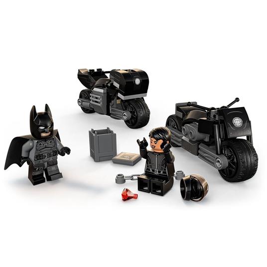 LEGO DC 76179 Inseguimento sulla Moto di Batman e Selina Kyle, Giocattolo per  Bambini di 6+ Anni con Bat-Segnale - LEGO - DC - TV & Movies - Giocattoli |  IBS