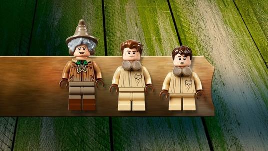LEGO Harry Potter (76384). Lezione di erbologia a Hogwarts - 3