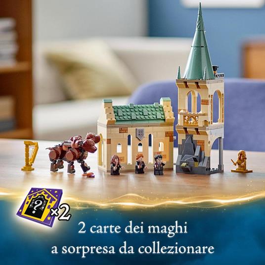 LEGO Harry Potter 76387 Hogwarts: Incontro con Fuffi, Castello Giocattolo con Minifigure d'Oro del 20° Anniversario - 6