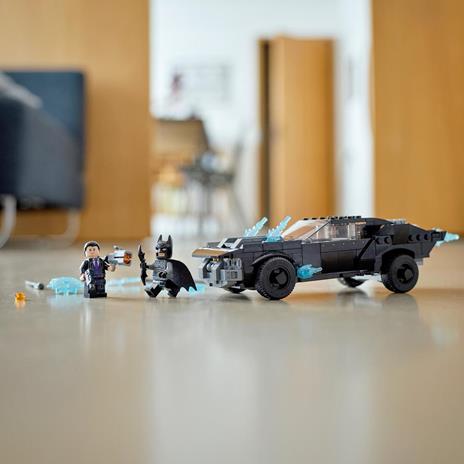 LEGO DC 76181 Batman Batmobile: Inseguimento di The Penguin, Macchina Giocattolo Super Heroes per Bambini dai 8 Anni - 6