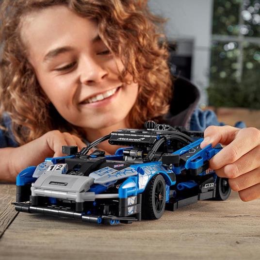 LEGO Technic 42123 McLaren Senna GTR, Auto da Corsa da Collezione, Modello da Costruire, Macchina Giocattolo, Idea Regalo - 2