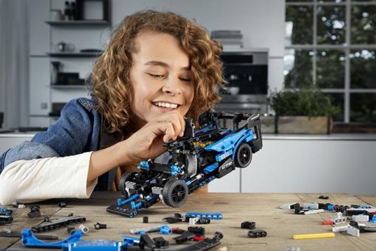 LEGO Technic 42123 McLaren Senna GTR, Auto da Corsa da Collezione, Modello da Costruire, Macchina Giocattolo, Idea Regalo - 10