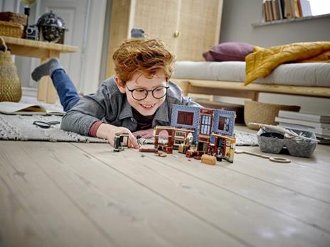 LEGO Harry Potter (76385). Lezione di incantesimi a Hogwarts - 11