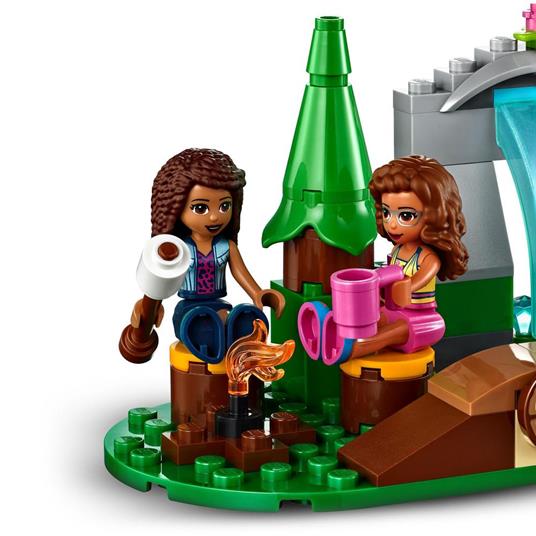 LEGO Friends 41677 La Cascata nel Bosco, Set di Costruzioni per Bambini di 5 Anni con le Mini Bamboline di Andrea e Olivia - 5