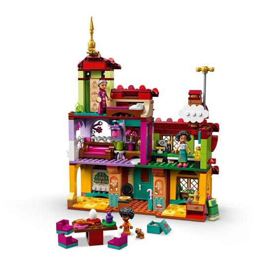 LEGO Disney Princess - Il grande castello delle avventure (43205) a € 81,99  (oggi)