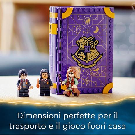 LEGO Harry Potter 76396 Lezione di Divinazione a Hogwarts, Libro di Magia,  Regalo da Collezione con Professoressa Cooman