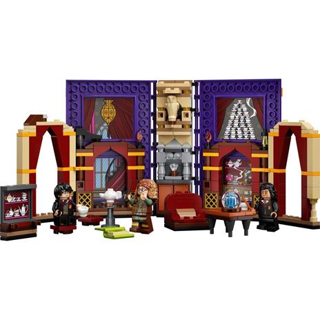 LEGO Harry Potter 76396 Lezione di Divinazione a Hogwarts, Libro di Magia, Regalo da Collezione con Professoressa Cooman - 7