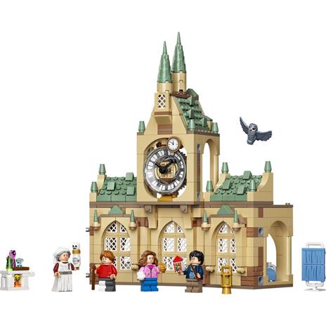 LEGO Harry Potter 76398 Ala dell'infermeria di Hogwarts, con Minifigure Ron  Weasley e Hermione Granger, Torre dell'Orologio - LEGO - Harry Potter - TV  & Movies - Giocattoli