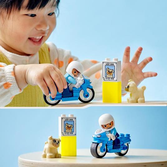 LEGO DUPLO 10967 Motocicletta Della Polizia, Moto Giocattolo per Bambini di  2+ Anni, Giochi Creativi ed Educativi - LEGO - Duplo - Mestieri -  Giocattoli | IBS