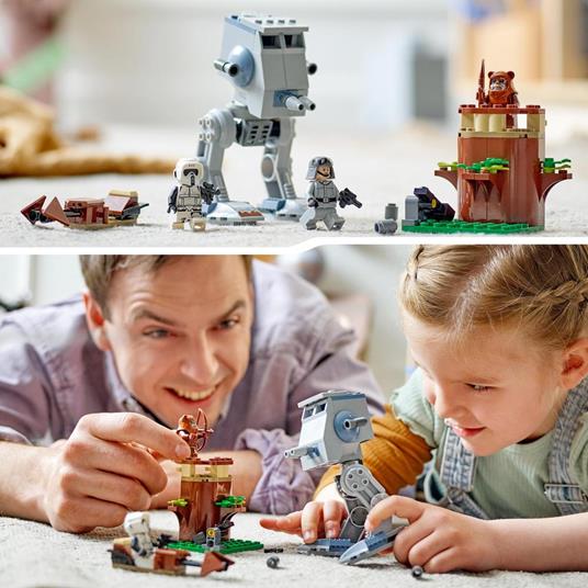 LEGO Star Wars 75332 AT-ST, Modellino da Costruire per Bambini in Età Prescolare dai 4 Anni con 3 Minifigure e Starter Brick - 2