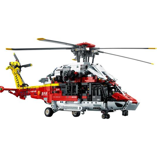 LEGO Technic 42145 Elicottero di Salvataggio Airbus H175, Set Modellismo per Bambini con Motore per la Rotazione dei Rotori - 7