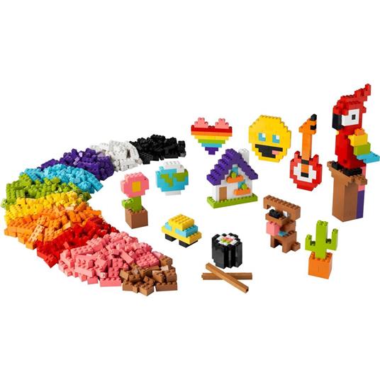 LEGO Classic 11030 Tanti Tanti Mattoncini, Set di Costruzioni con Emoji Sorridente e Altro, Regalo Creativo per Bambini 5+ - 7