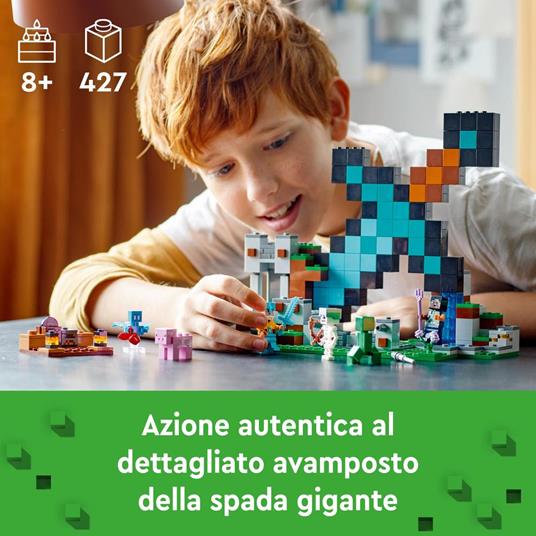 Lego Minecraft Figura Di Apicoltore Con Pala Dorata in Un Fiore Di