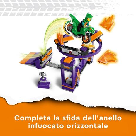 LEGO City Stuntz 60359 Sfida Acrobatica: Schiacciata sulla Rampa, Set 2 in 1 con Moto Giocattolo Dinosauro Carica e Vai - 3