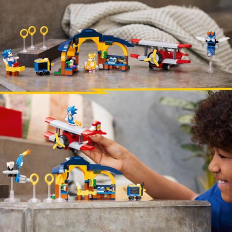 LEGO Sonic the Hedgehog 76991 Laboratorio di Tails e Aereo Tornado con Aereo Giocattolo e 4 Personaggi Giochi per Bambini 6+ - 2