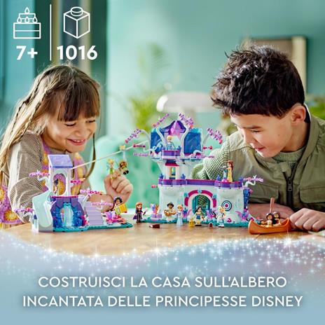 LEGO Disney 43215 La Casa sull'Albero Incantata con 13 Mini Bamboline di Principesse, Gioco per Bambini 7+, Set Disney 100 - 2