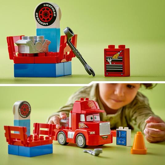 LEGO LEGO DUPLO Disney e Pixar 10417 Mack al Circuito Giochi per Bambini di 2+ Anni con Camion Giocattolo Rosso da Costruire - 5