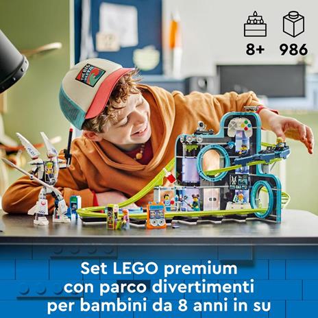 LEGO City 60421 Montagne Russe di Robot World, Parco Giochi per Bambini 8+ Anni da Costruire con Mech Giocattolo Snodabile - 2