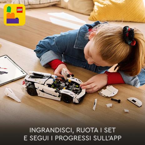 LEGO Technic 42184 Hypercar Koenigsegg Jesko Absolut Bianca, Macchina Giocattolo da Costruire, Modellino di Auto Bambini 10+ - 6