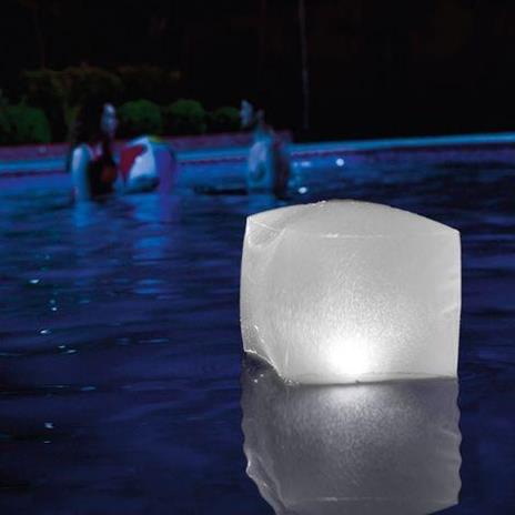 Intex 28694 Luce Galleggiante A Forma Di Cubo A Led 23x23x22cm Piscina - 5