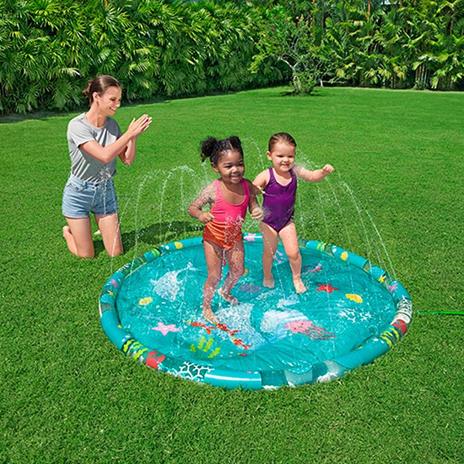 Tappetino Splash con getti d'acqua - Dmail - Piscine e giochi in spiaggia -  Giocattoli | IBS