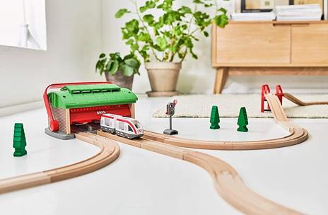 BRIO WORLD - Rimessa dei Treni con Maniglia, Accessorio per Pista Trenino BRIO, Set da 3 Pezzi, Età 3+ Anni - 7