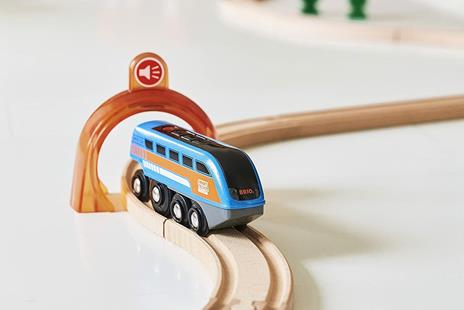 BRIO WORLD - Set Ferrovia con Tunnel Azione Smart Tech Sound, Pista Trenino Circolare con Accessori, 14 pezzi, Età 3+ Anni - 7