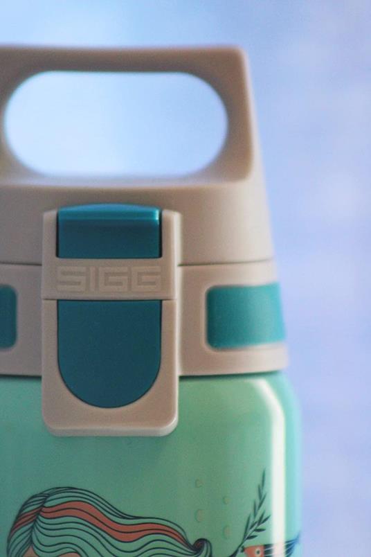 SIGG Shield One Atlantis Borraccia Bambini Riutilizzabile (0.5 L), Borraccia  Acciaio Inossidabile con Chiusura Ermetica, Bottiglia Bimbi Utilizzabile  con Una Sola Mano - Sigg - Idee regalo