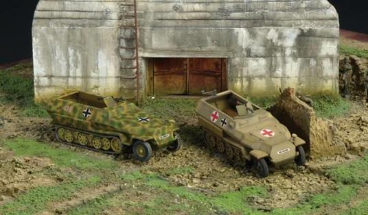 Italeri Sd.Kfz. 251/1 Ausf. C 1:72 Kit di montaggio Veicolo da combattimento blindato