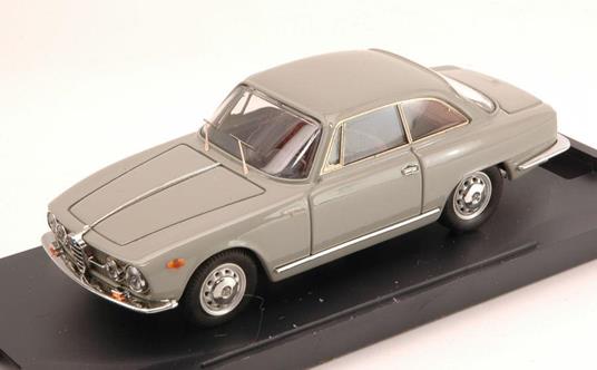 Alfa Romeo 2000 Sprint 1960 Silver 1:43 Model Bg7223