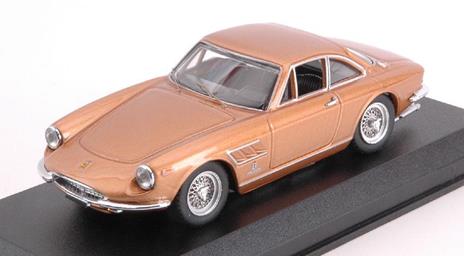 Ferrari 330 Gtc 1966 By Pininfarina Nocciola Metallic 1:43 Model Bt9734 - 2