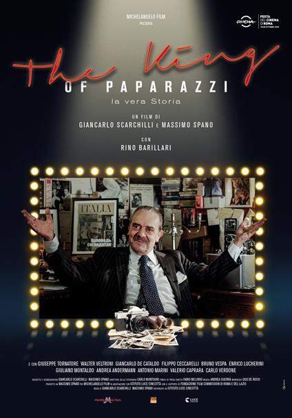 The King of Paparazzi. La vera storia (DVD) di Andrea Andermann,Rino Barillari,Valerio Caprara,Filippo Ceccarelli,Giancarlo De Cataldo,Enrico Lucherini,Giuliano Montaldo,Giuseppe Tornatore,Walter Veltroni,Carlo Verdone,Bruno Vespa - DVD