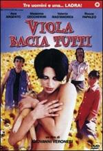 Viola bacia tutti