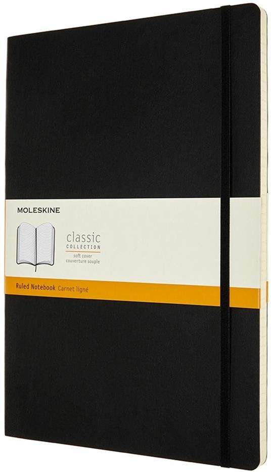 Taccuino Moleskine A4 a righe copertina morbida nero. Black