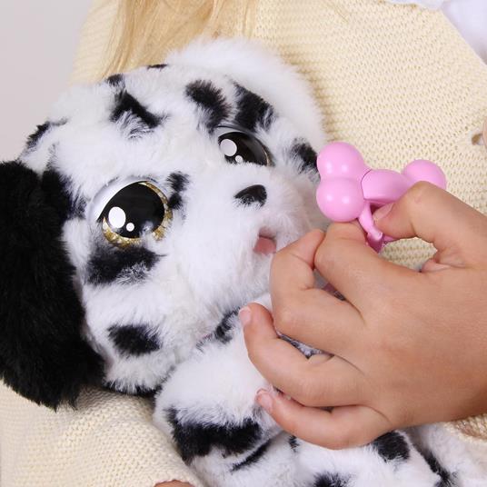 Cucciolo interattivo imc toys da bambina baby paws in 3 diversi  assortimenti - la confezione contiene un ciuccio, una culla e una  coperta-borsetta$