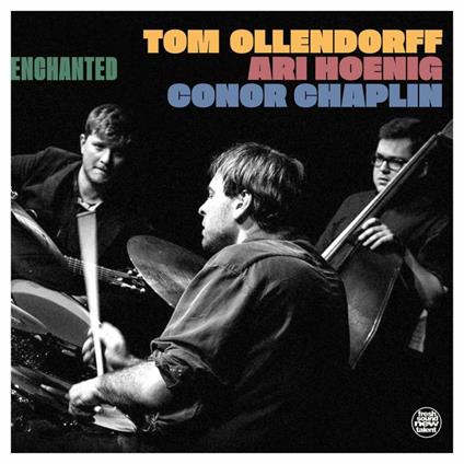 Enchanted - CD Audio di Tom Ollendorff