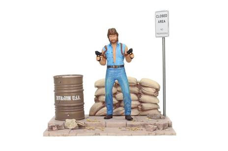 Invasion U.S.A. Matt Hunter Chuck Norris Deluxe Statue 18cm Figure - 2