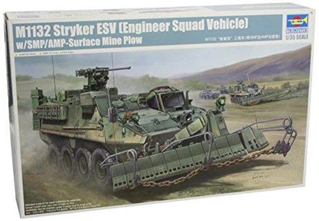 M1132 Stryker Engineer Squad Vehicle (Esv) With Surface Mine Plow Plastic Kit 1:35 Model Tr 01575 - 2