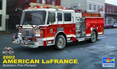 2002 La France Eagle Battalion Fire Pumper 1:25 Plastic Model Kit Riptr 02506 - 2