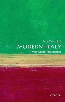 Modern Italy: A Very Short Introduction - Anna Cento Bull - cover