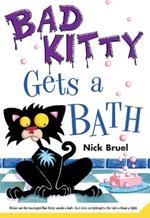 Bad Kitty Gets a Bath (Paperback Black-And-White Edition)