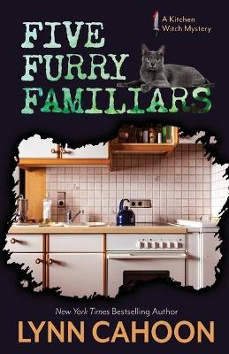 Five Furry Familiars - Lynn Cahoon - cover