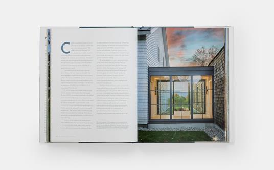 New England coastal. Homes that tell a story - Mark A. Hutker - 3