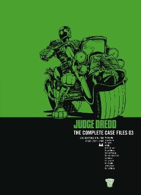 Judge Dredd: The Complete Case Files 03 - John Wagner,Pat Mills - cover