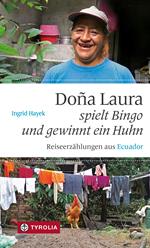 Doña Laura spielt Bingo und gewinnt ein Huhn