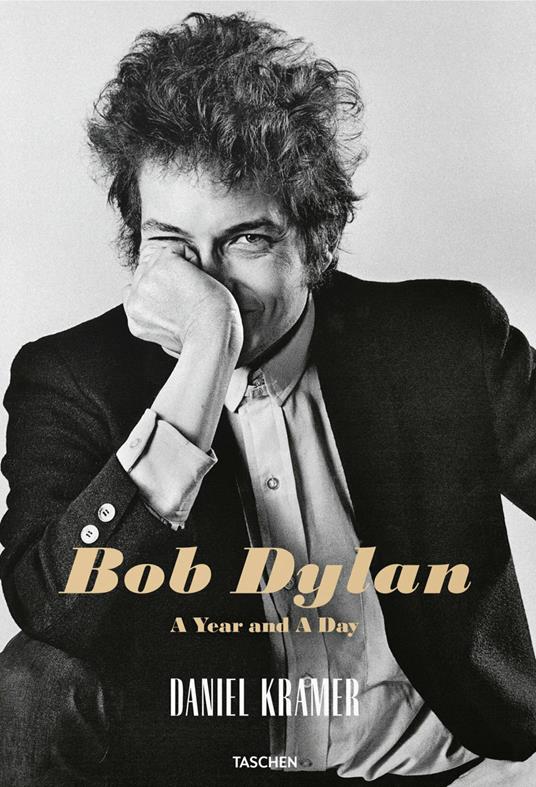 Bob Dylan. A year and a day. Ediz. italiana e spagnola - copertina