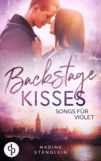 Backstage Kisses - Nadine Stenglein - ebook