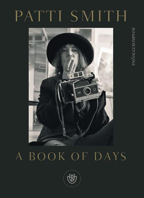 A book of days. Ediz. italiana - Patti Smith - copertina