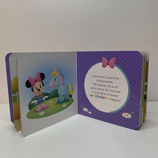 Libro Di Colorazione Per Bambini - Unicorno in Cuffia Che Ascolta