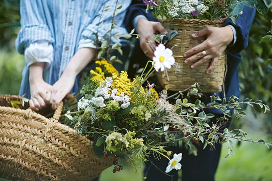 Ghirlande. Foglie, erbe e fiori spontanei freschi o essiccati - Katie Smyth,Terry Chandler - 6